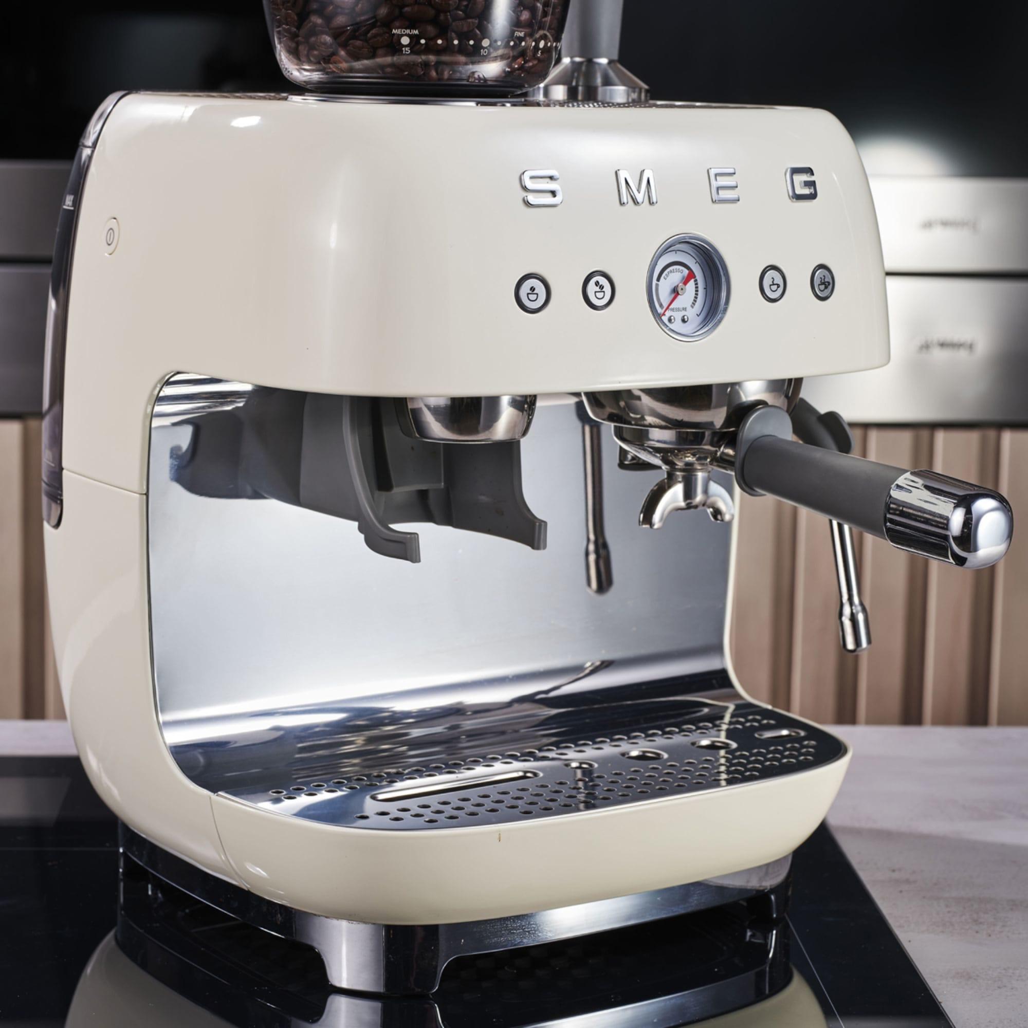 Smeg 50's Retro Style Espresso Machine with Built In Grinder Cream Image 14