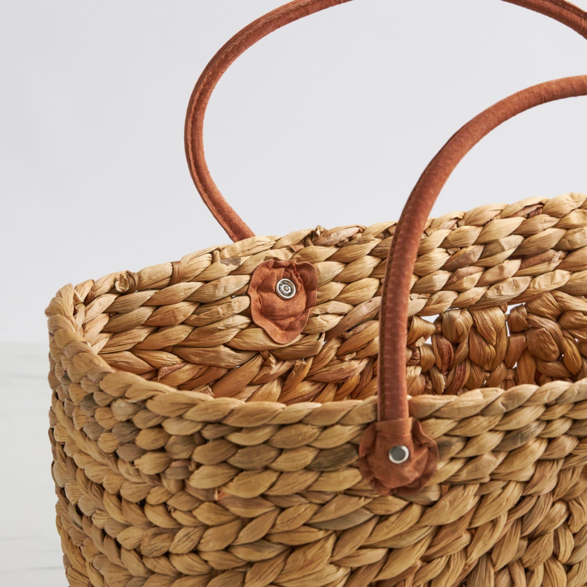 Salisbury & Co Province Carry Basket with Suede Handle Large Image 4