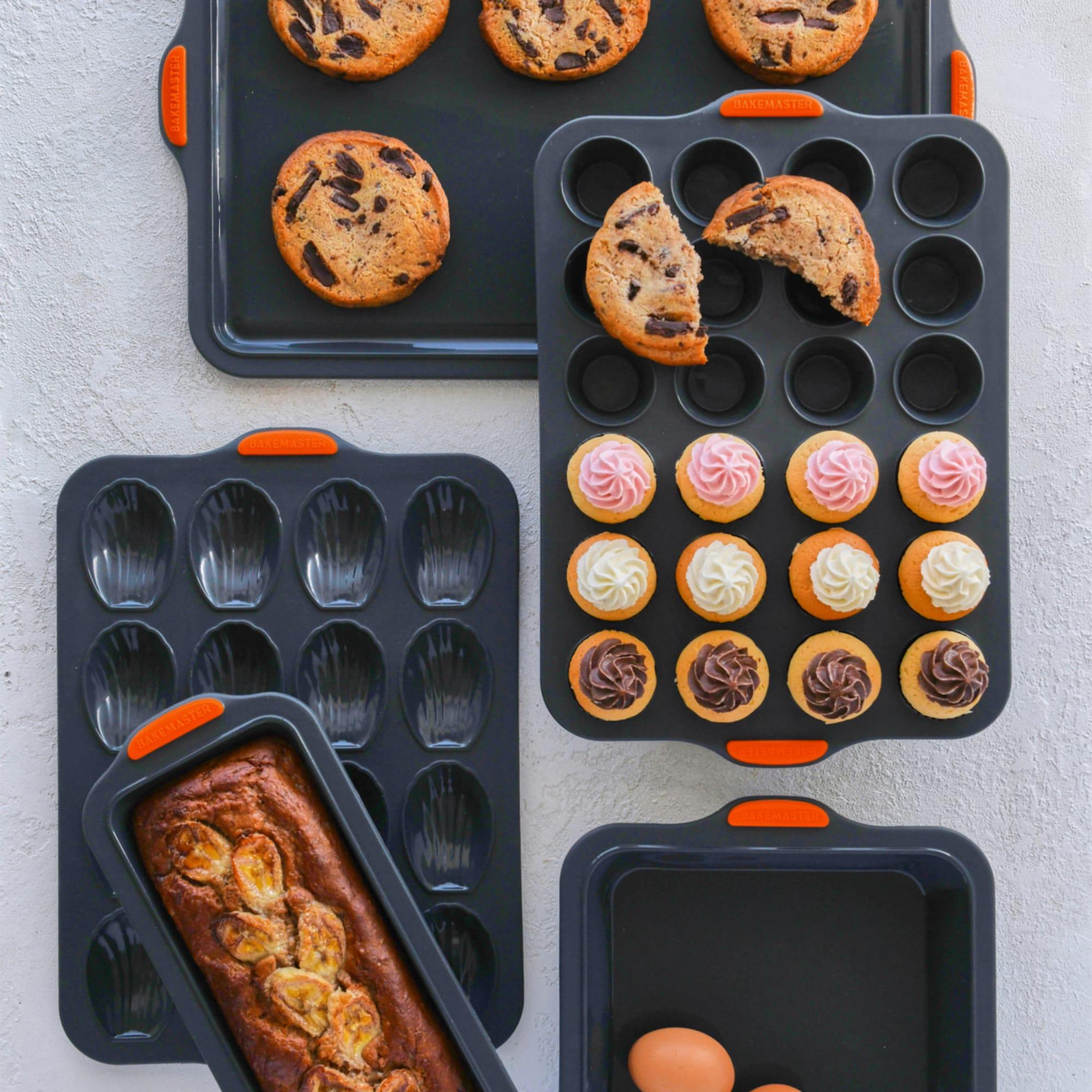 Bakemaster Reinforced Silicone Divider Trays 28x13cm Set of 3 Image 6