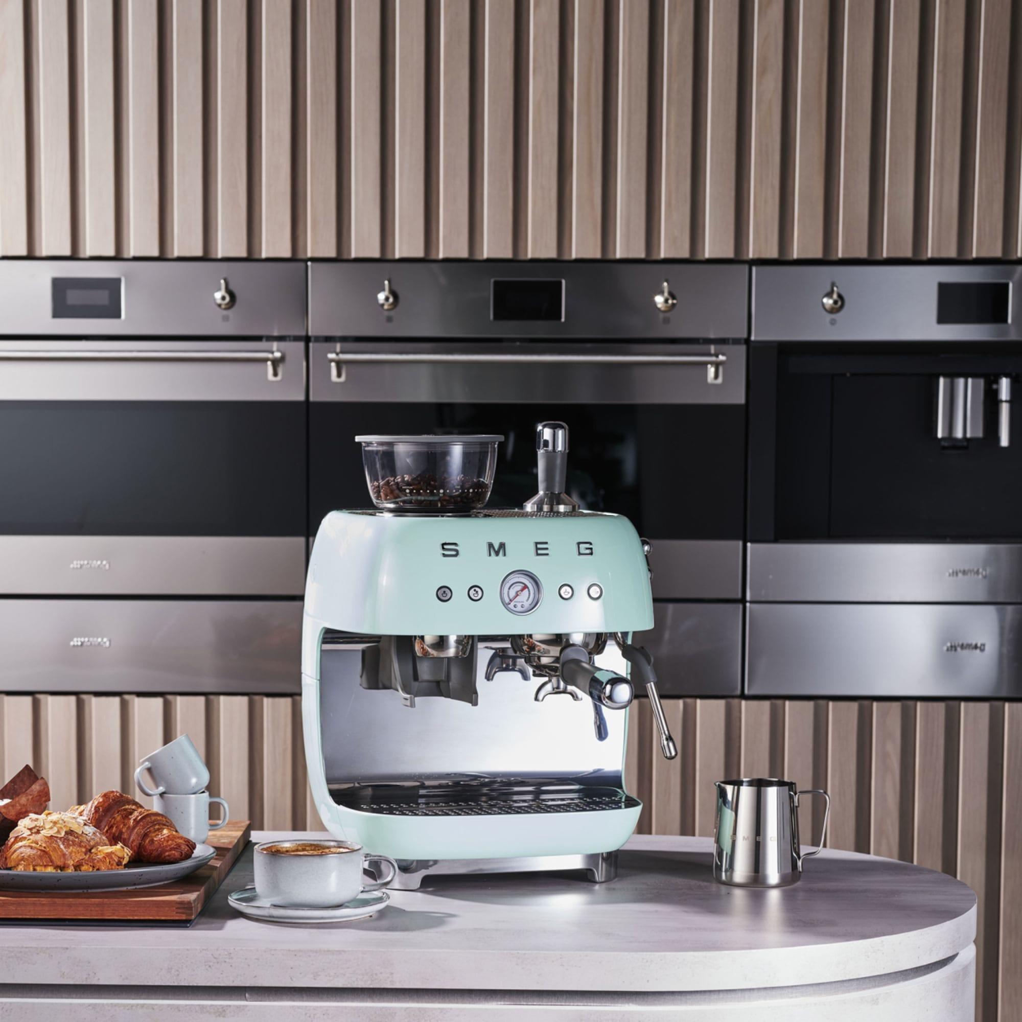Smeg 50's Retro Style Espresso Machine with Built In Grinder Pastel Green Image 13