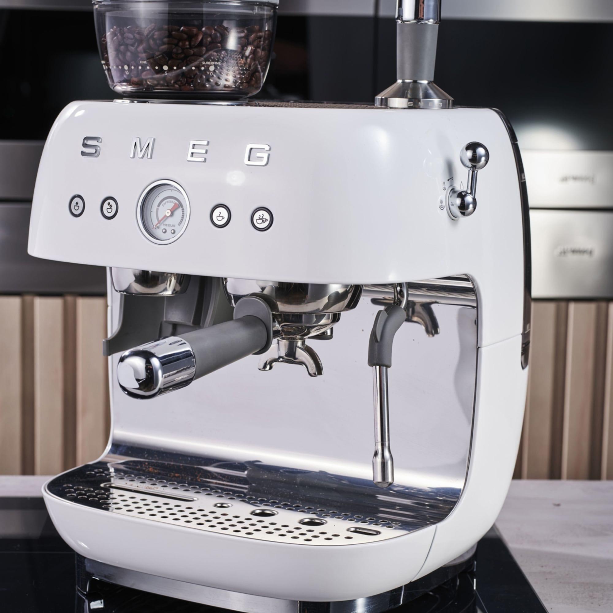 Smeg 50's Retro Style Espresso Machine with Built In Grinder White Image 8