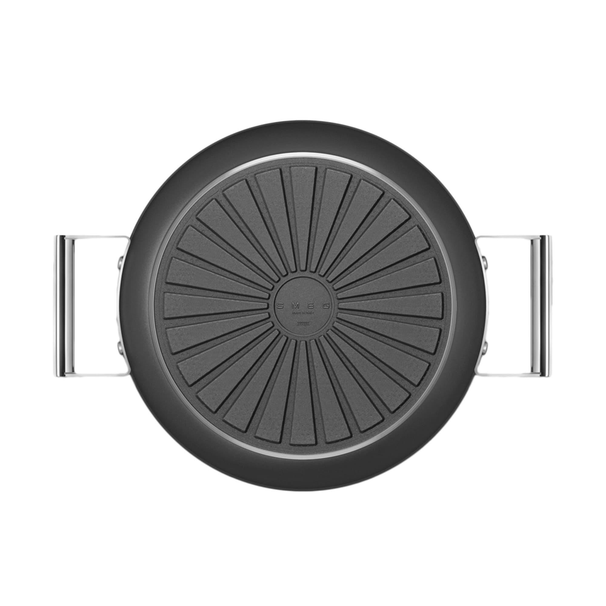 Smeg Non Stick Chef's Pan with Lid 28cm - 3.7L Black Image 13