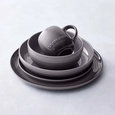 Le Creuset Stoneware Coupe Pasta Bowl 22cm Flint Image 2