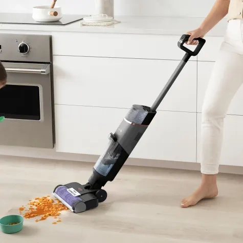 Shark WD210 Hydrovac Cordless Vacuum with Mop Image 2