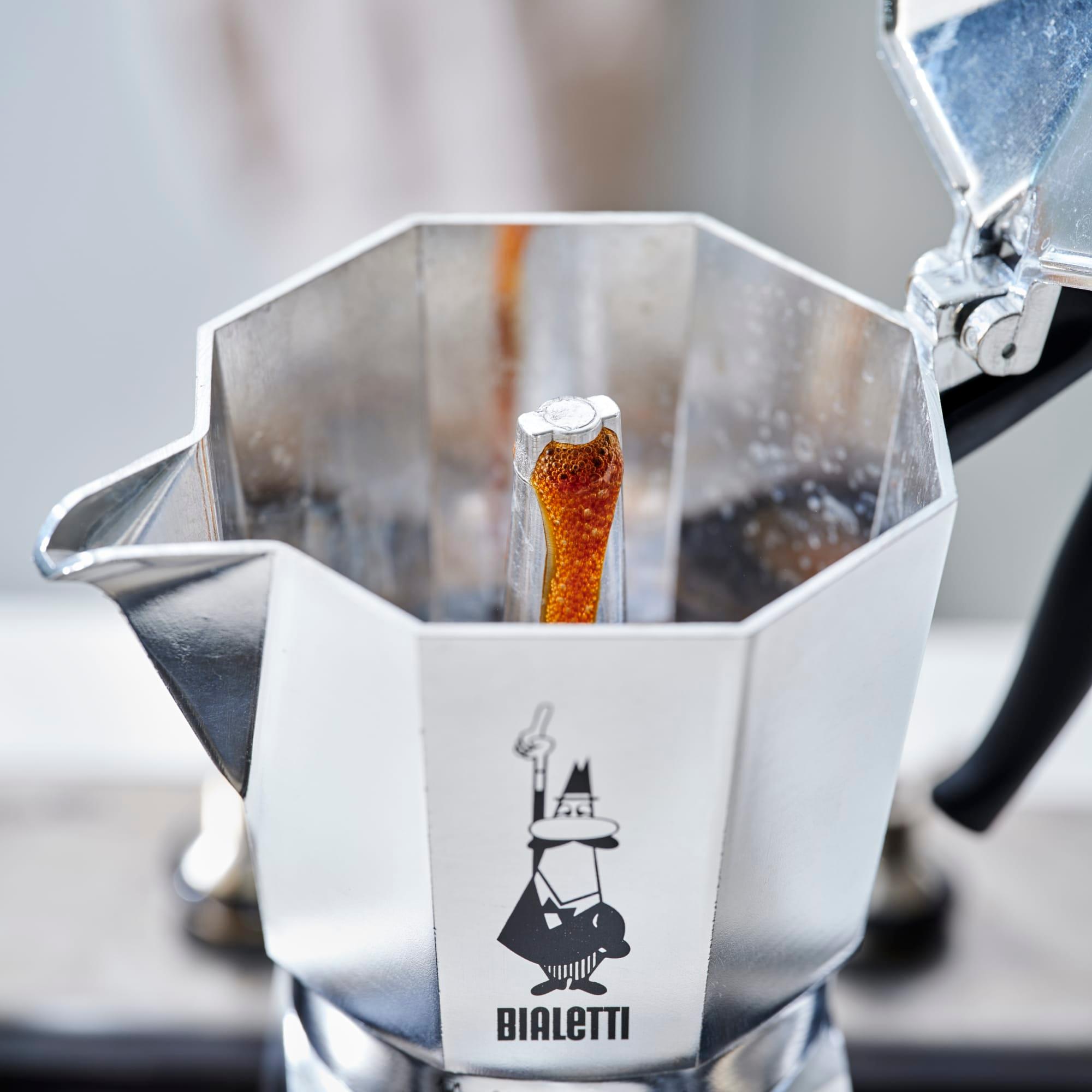 Bialetti Moka Express Stovetop Espresso Maker 6 Cup Image 6