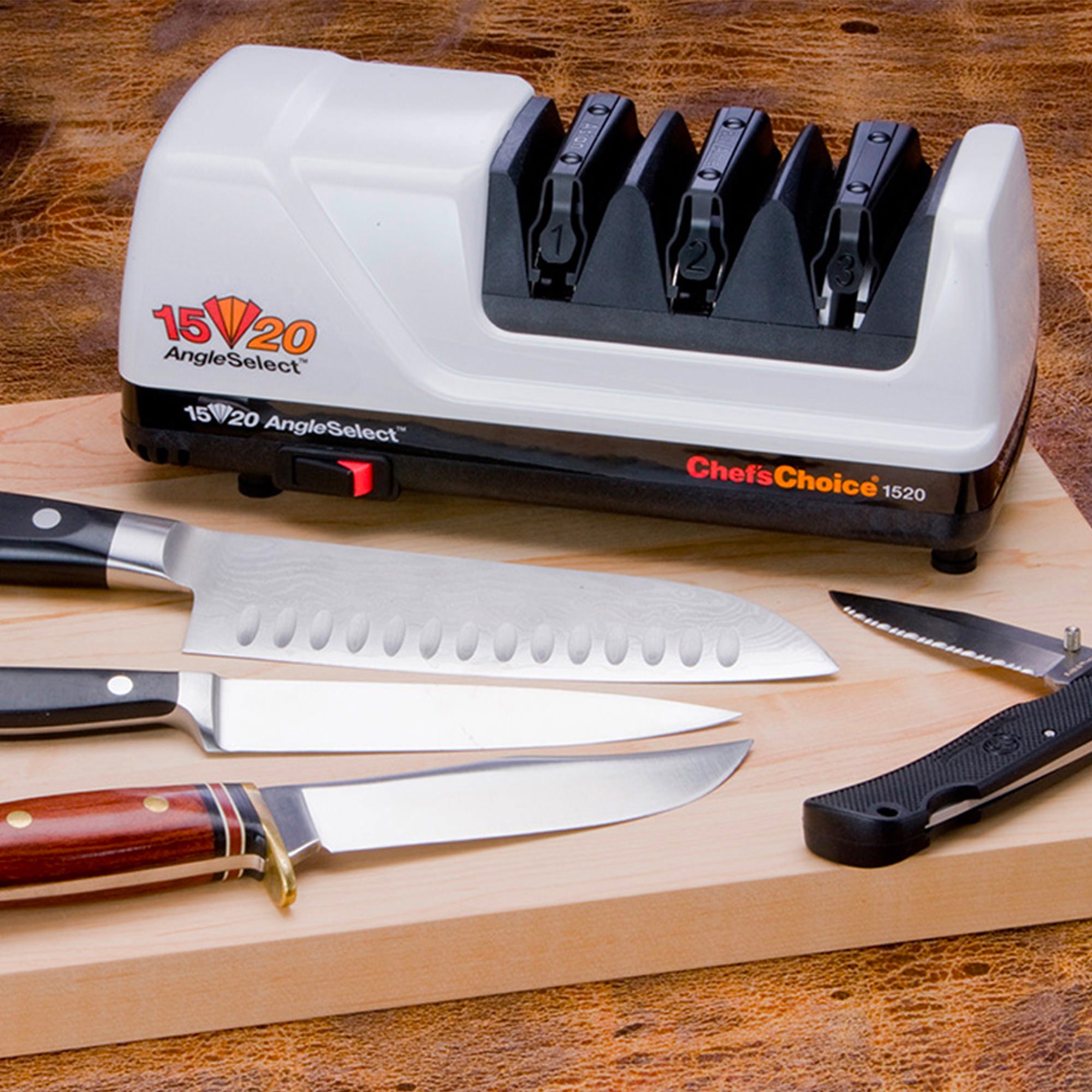 Chef's Choice Electric Sharpener 3 Stage 1520 Image 2