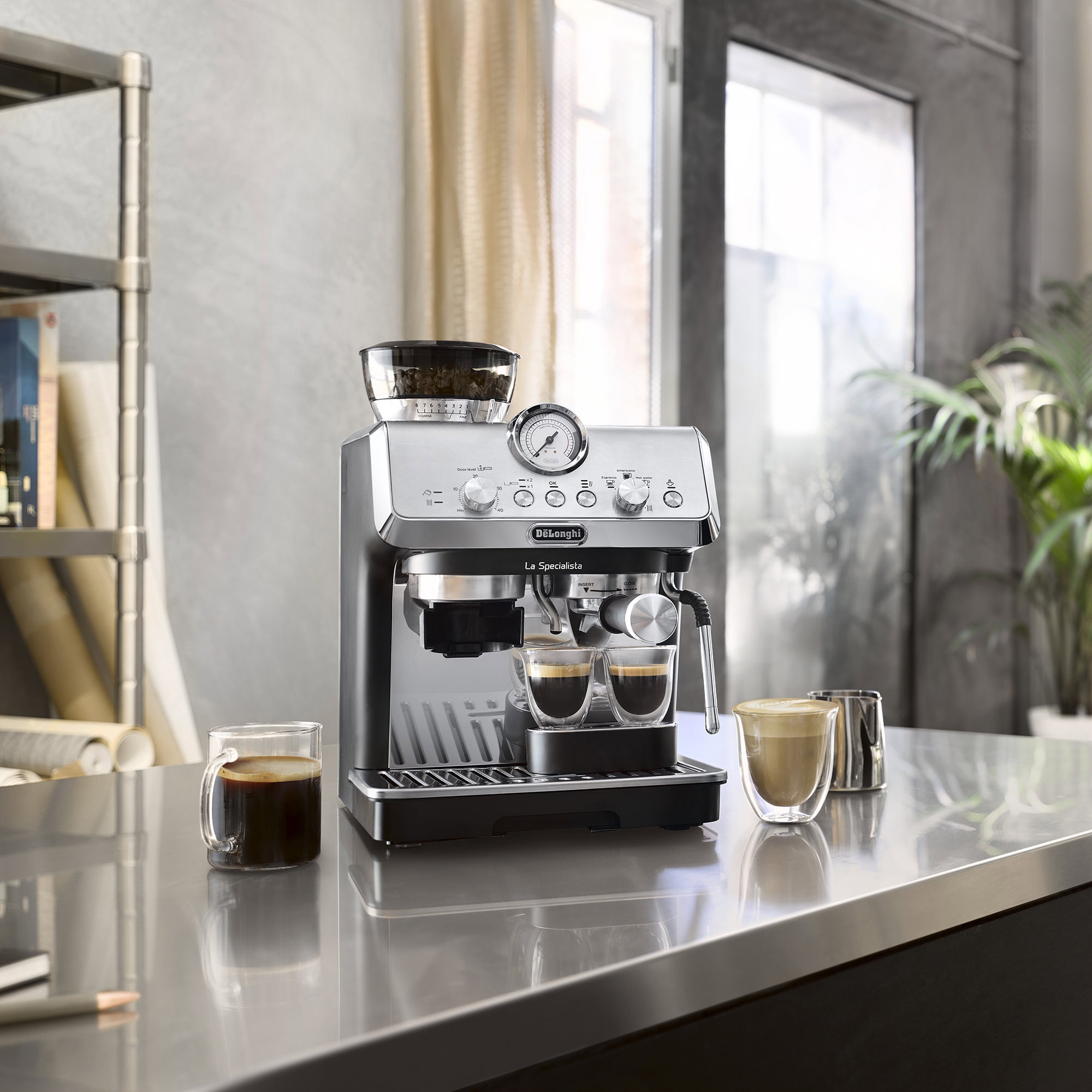 DeLonghi La Specialista Arte EC9155MB Espresso Coffee Machine Black Image 2