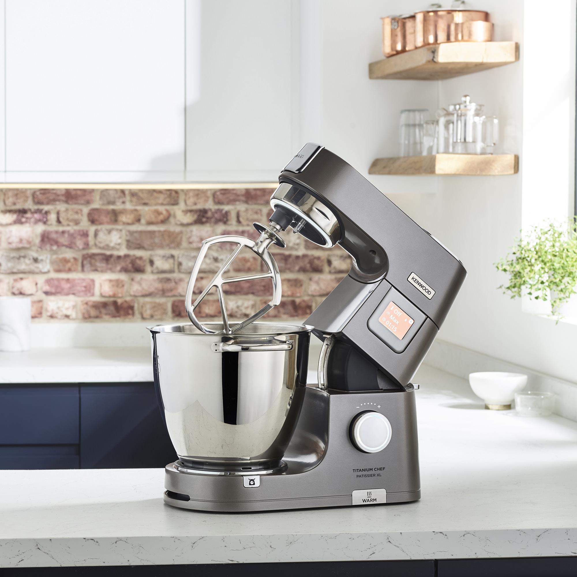 Kenwood Titanium Chef KWL90004SI Patissier Stand Mixer Silver Image 4