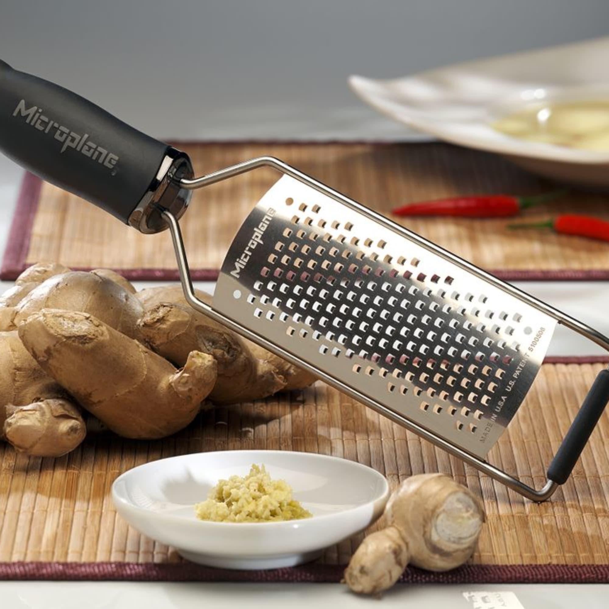 Microplane Gourmet Coarse Grater Image 2
