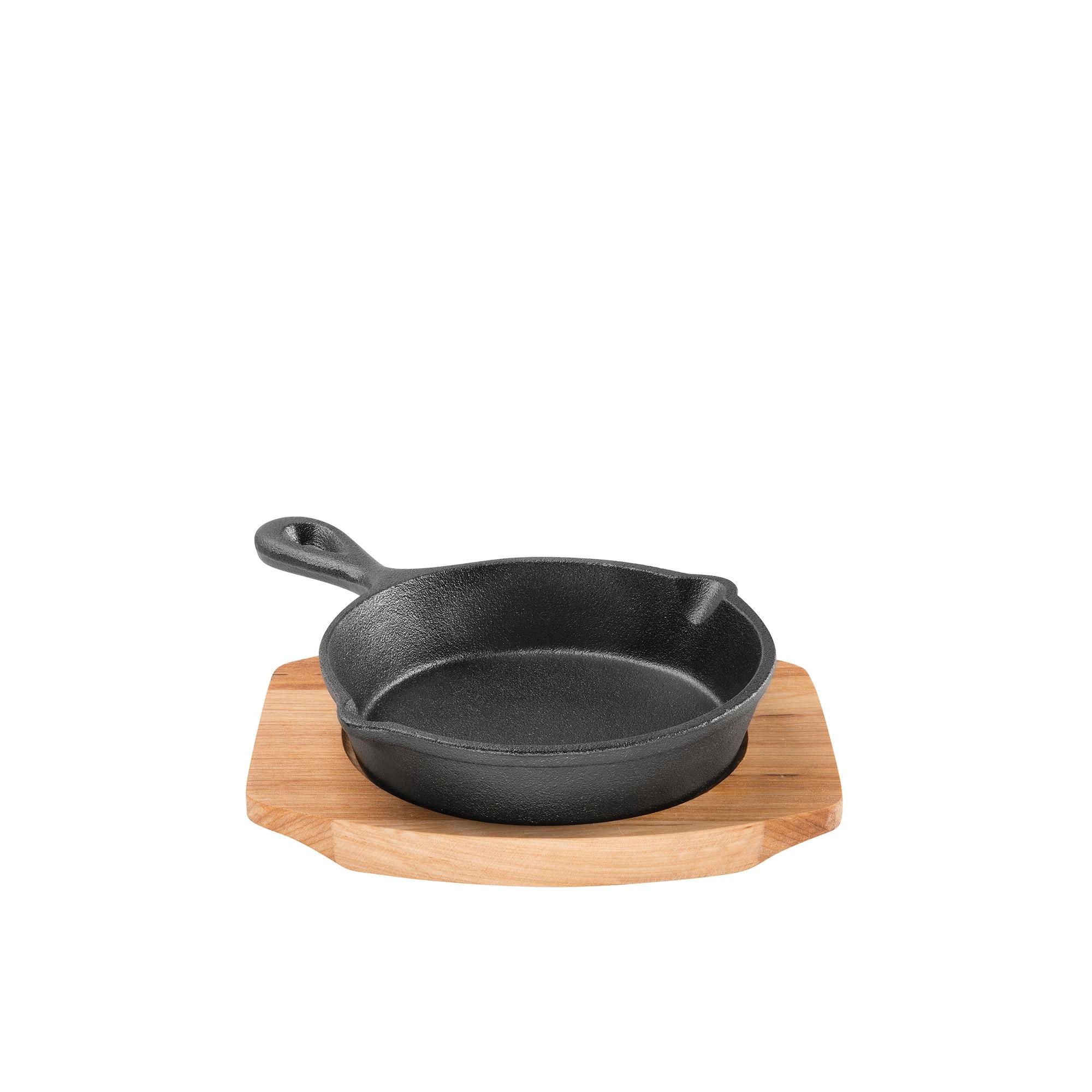 Pyrolux Pyrocast Cast Iron Skillet with Maple Tray 13.5cm Image 1
