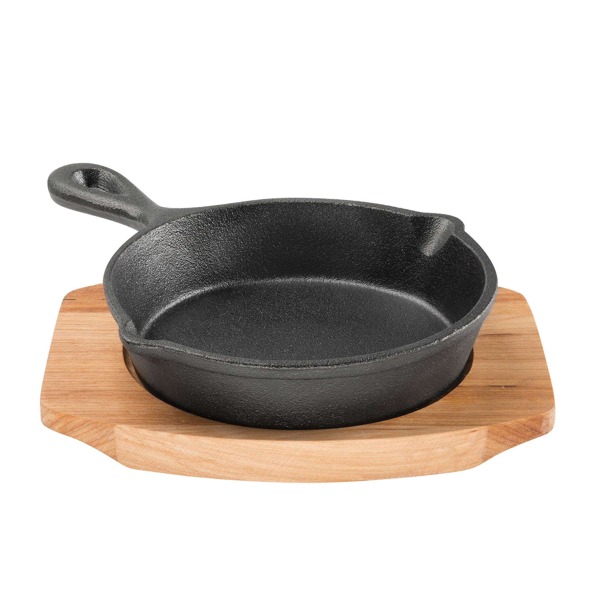Pyrolux Pyrocast Cast Iron Skillet with Maple Tray 13.5cm Image 2