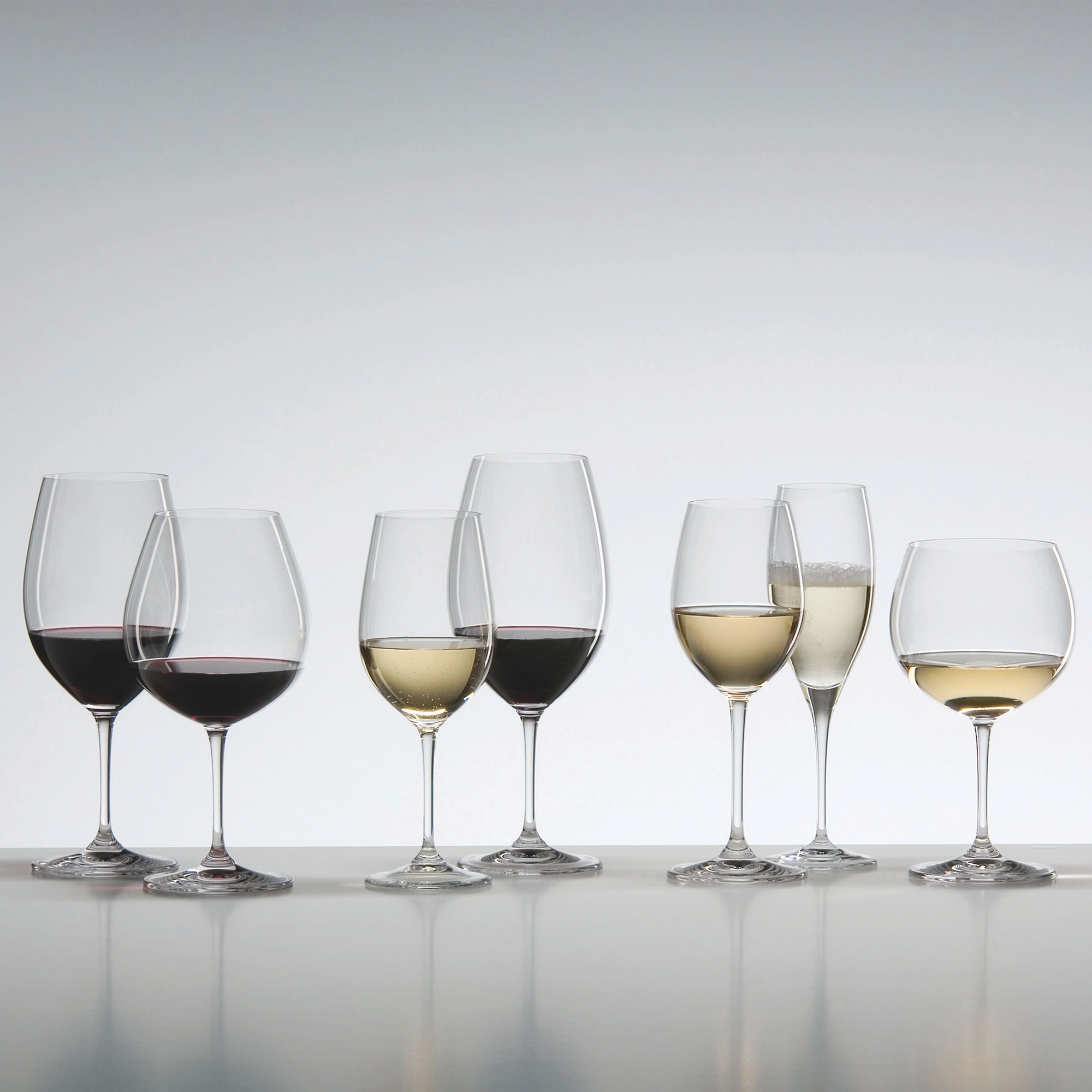 Riedel Vinum Shiraz Wine Glass 700ml Set of 2 Image 2