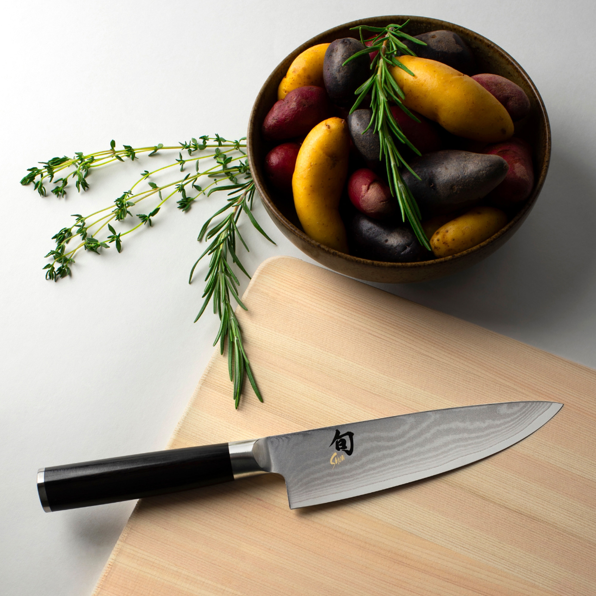 Shun Classic Chef's Knife 15cm Image 2