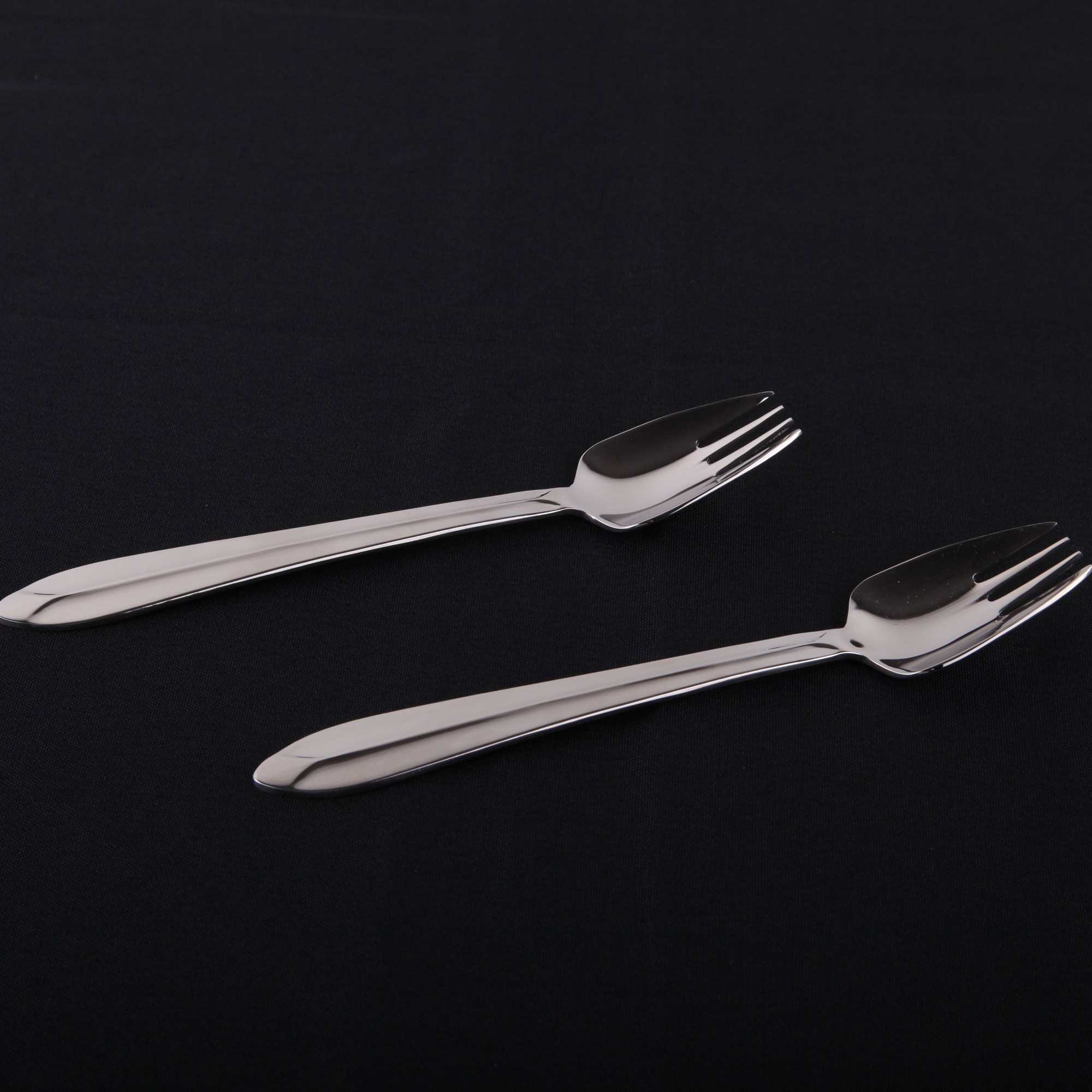 Splayd Standard Cutlery Set 8pc Satin Image 2
