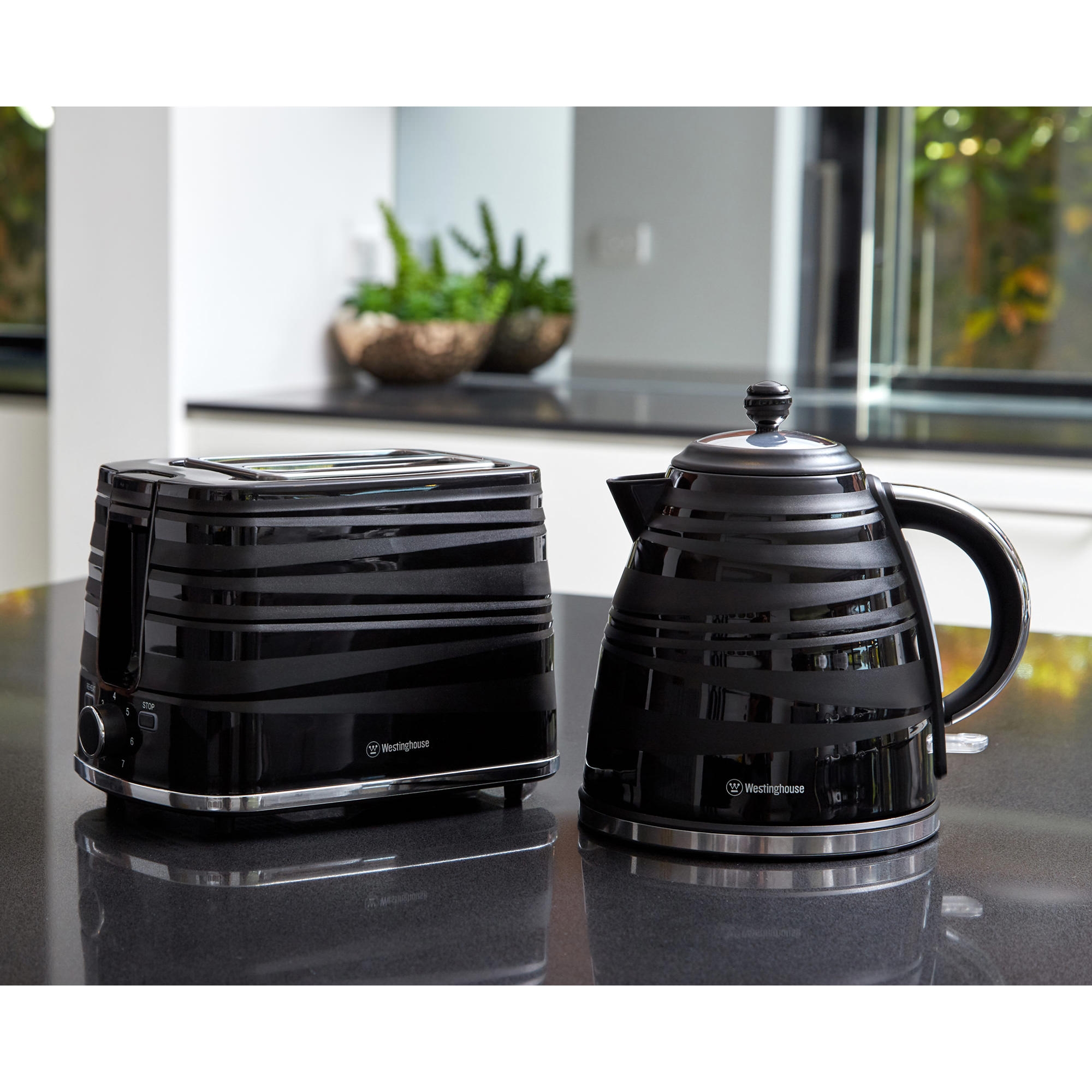 Westinghouse Kettle and Toaster Pack Black Image 2