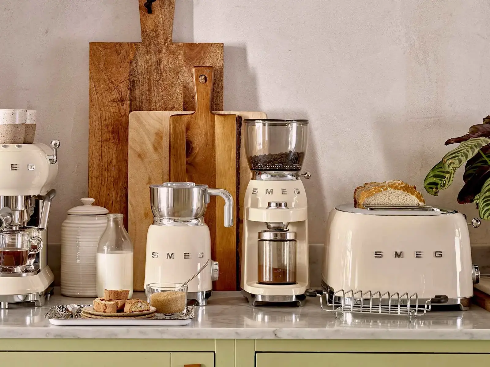 Smeg 50's Retro Style in cream