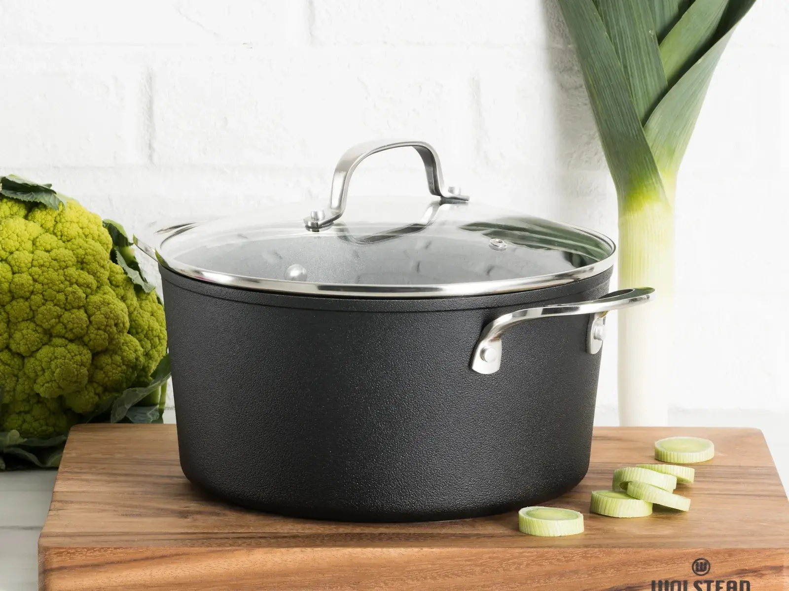 2025 05 16 Wolstead-Titan-Non-Stick-Induction-Casserole-24cm-LSD 2
