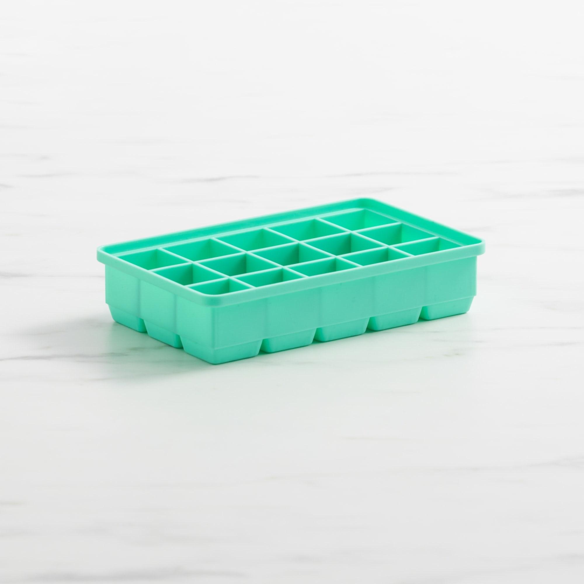 Kitchen Pro Kool 15 Cube Silicone Ice Tray with Lid Image 5