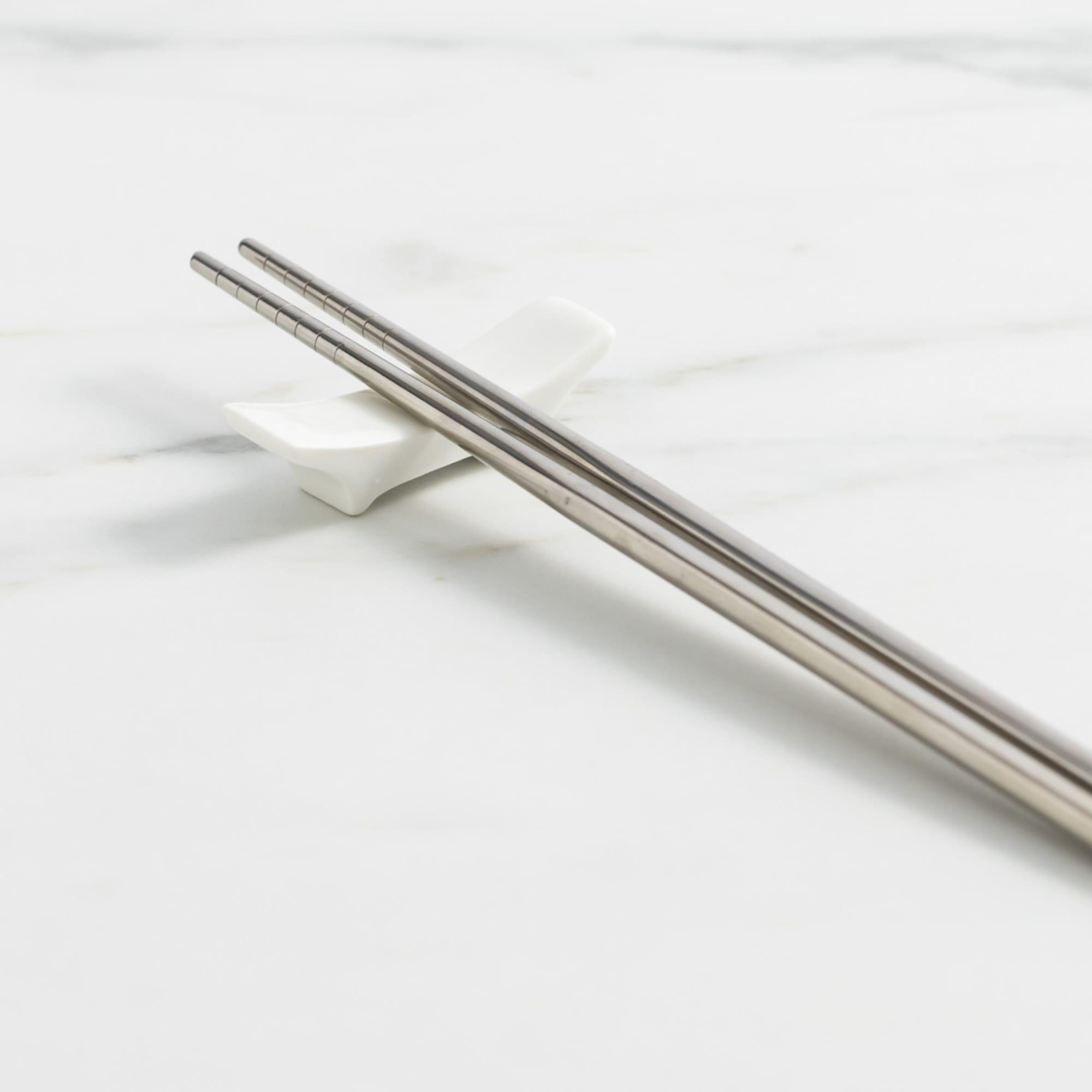 Salisbury & Co Classic Chopstick Stand White Image 5