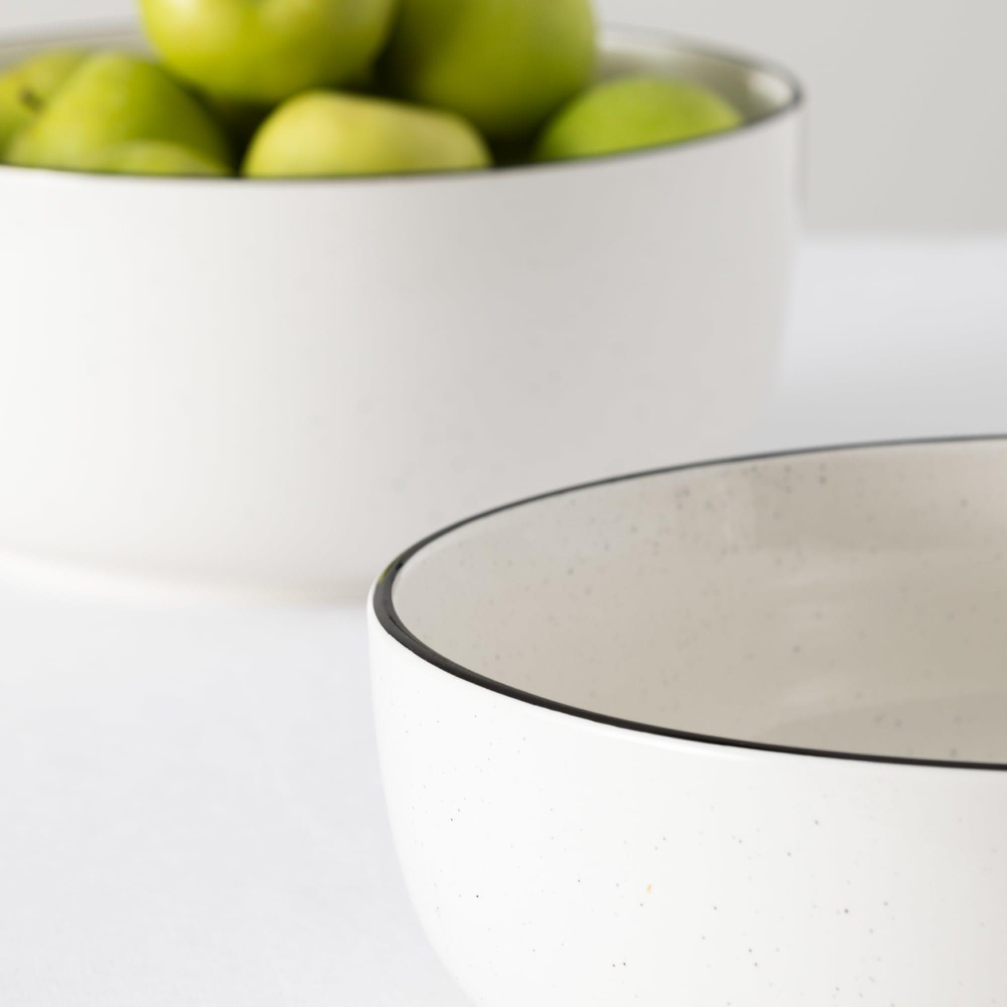 Salisbury & Co Mona Serving Bowl 30cm White with Black Speckle Image 4