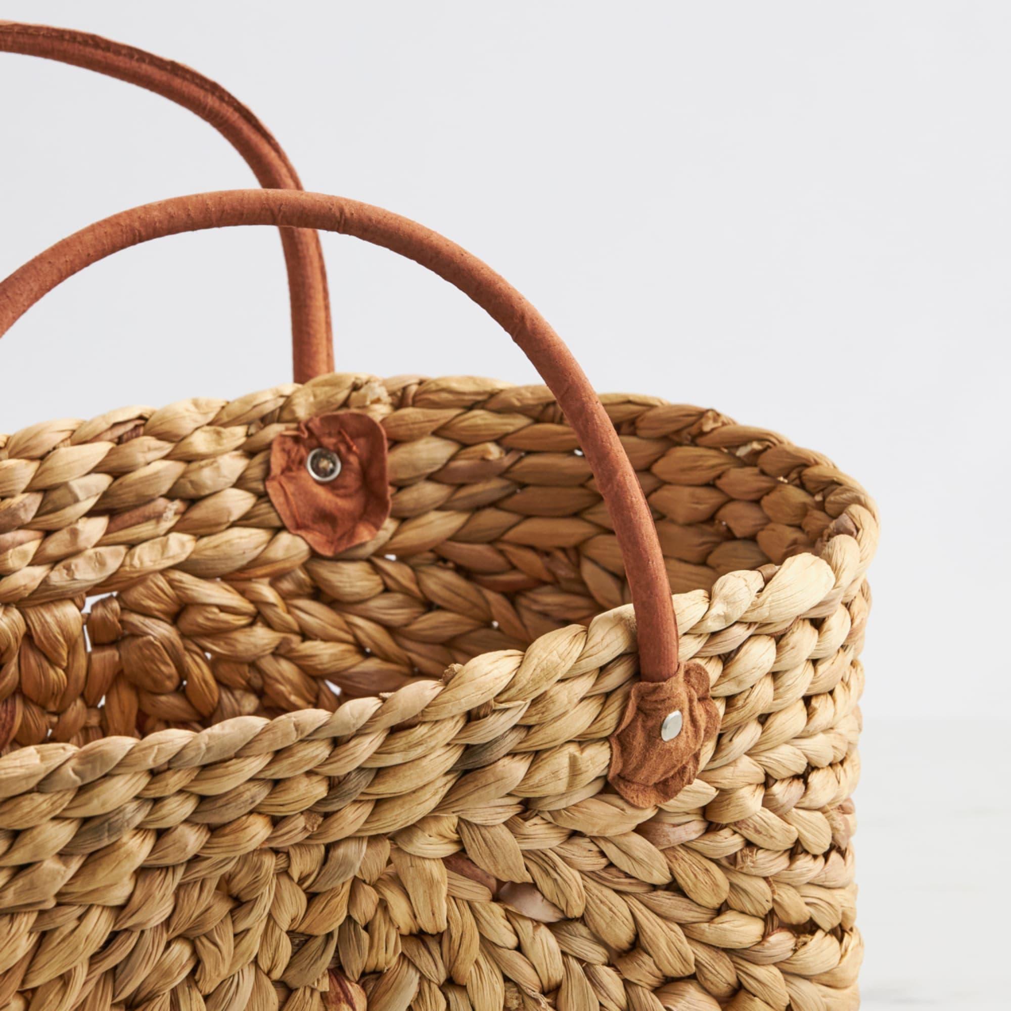 Salisbury & Co Province Carry Basket with Suede Handle Large Image 3