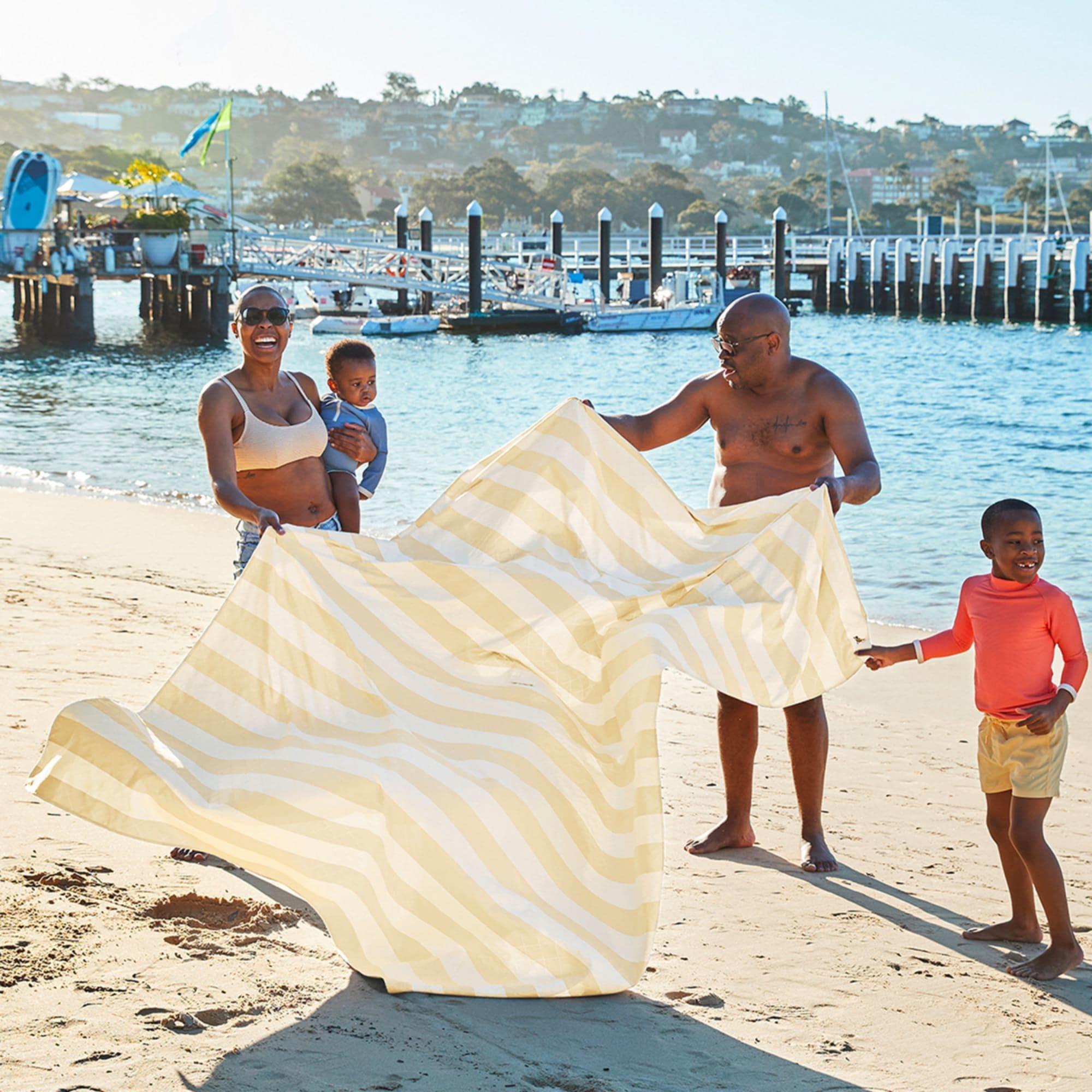 Dock & Bay Picnic Blanket Extra Large Bora Bora Beige Image 5