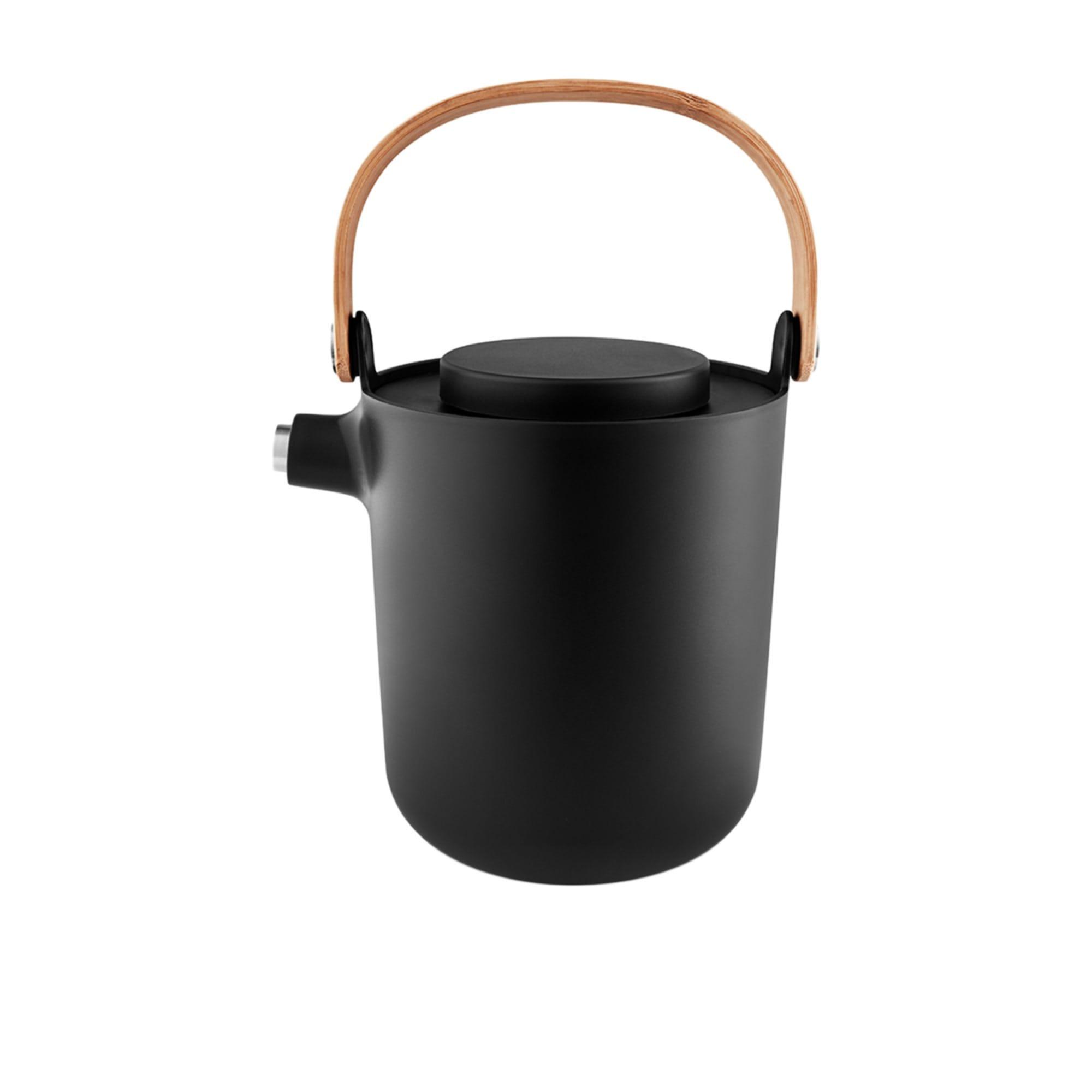 Eva Solo Nordic Kitchen Tea Vacuum Jug 1L Black Image 4