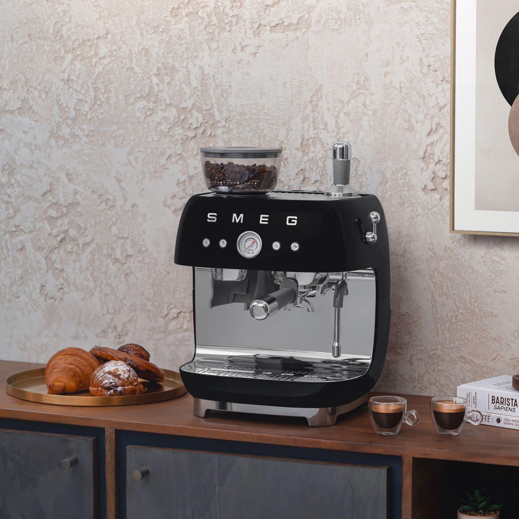 Smeg 50's Retro Style Espresso Machine with Built In Grinder Black Image 8