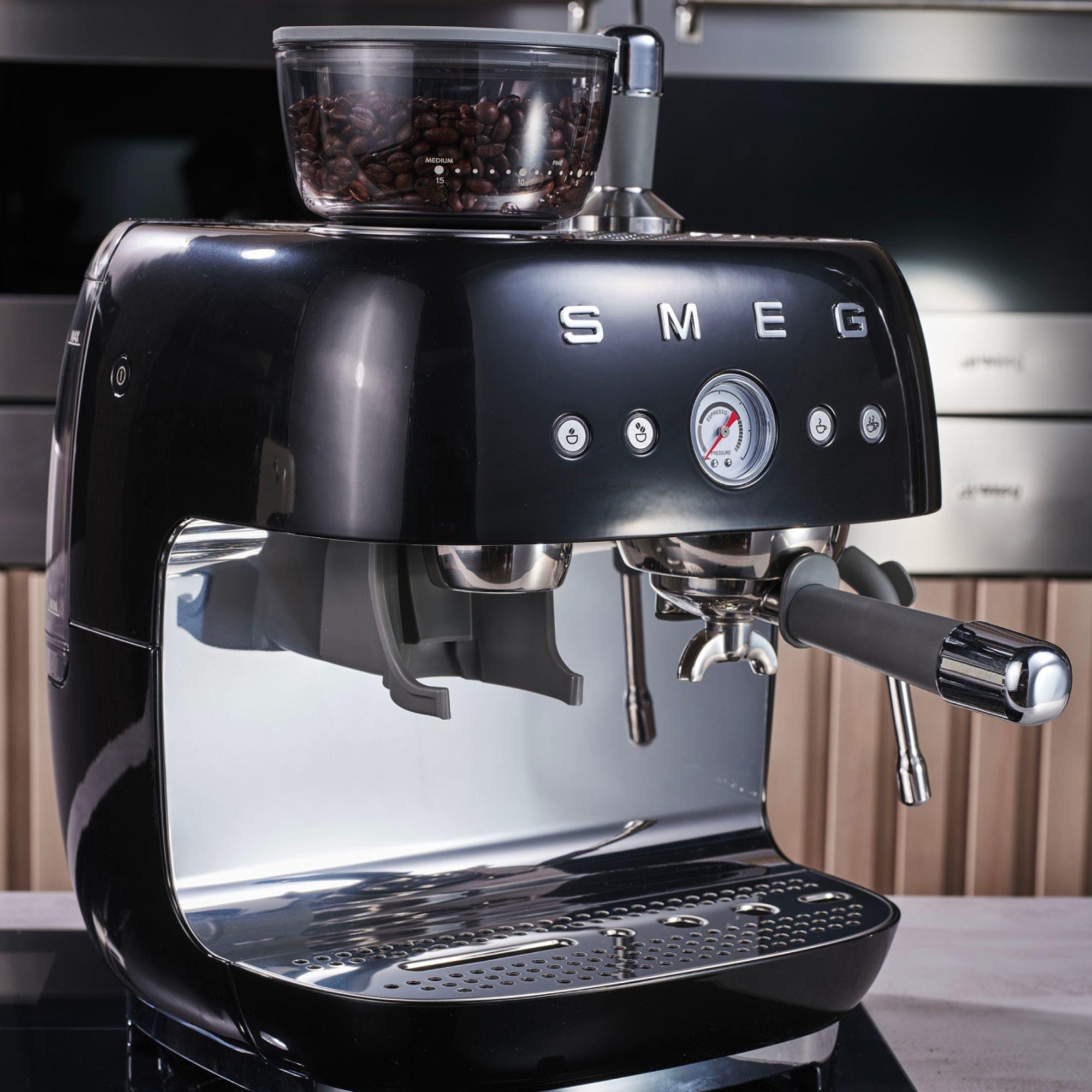 Smeg 50's Retro Style Espresso Machine with Built In Grinder Black Image 13