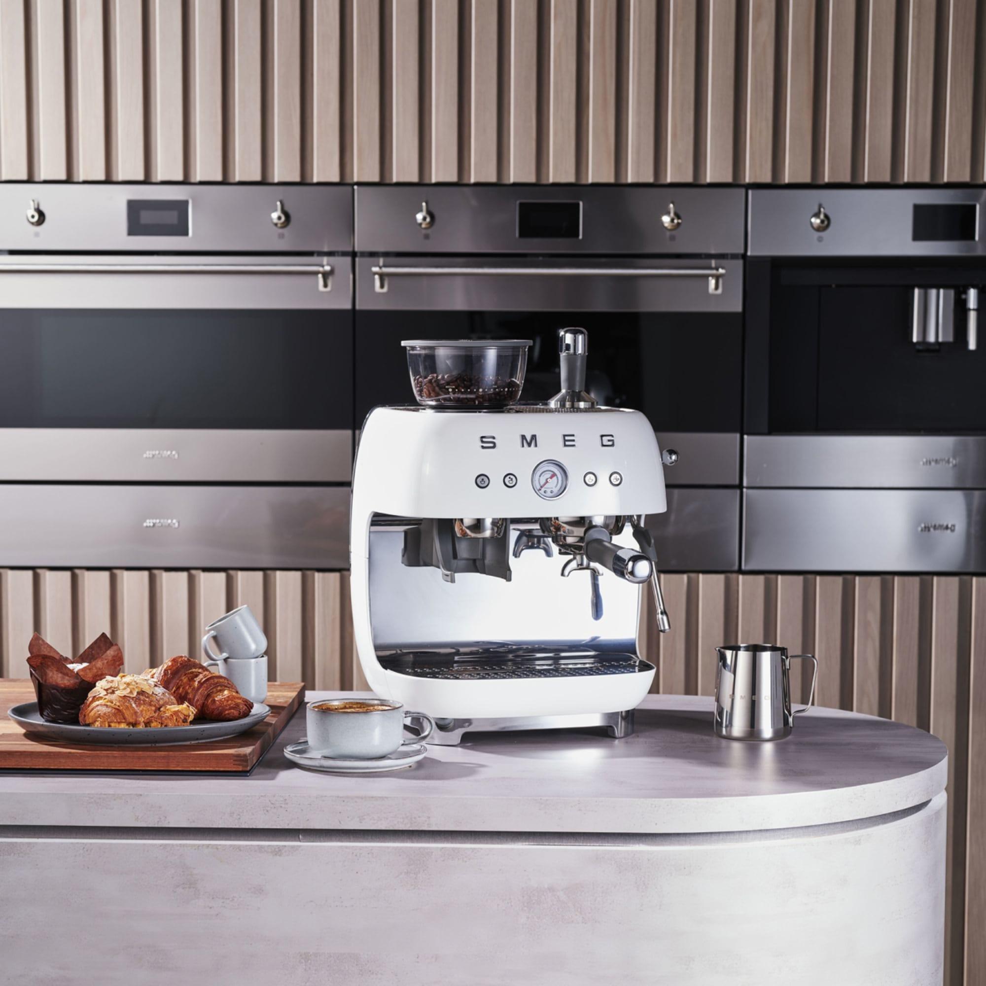 Smeg 50's Retro Style Espresso Machine with Built In Grinder White Image 6