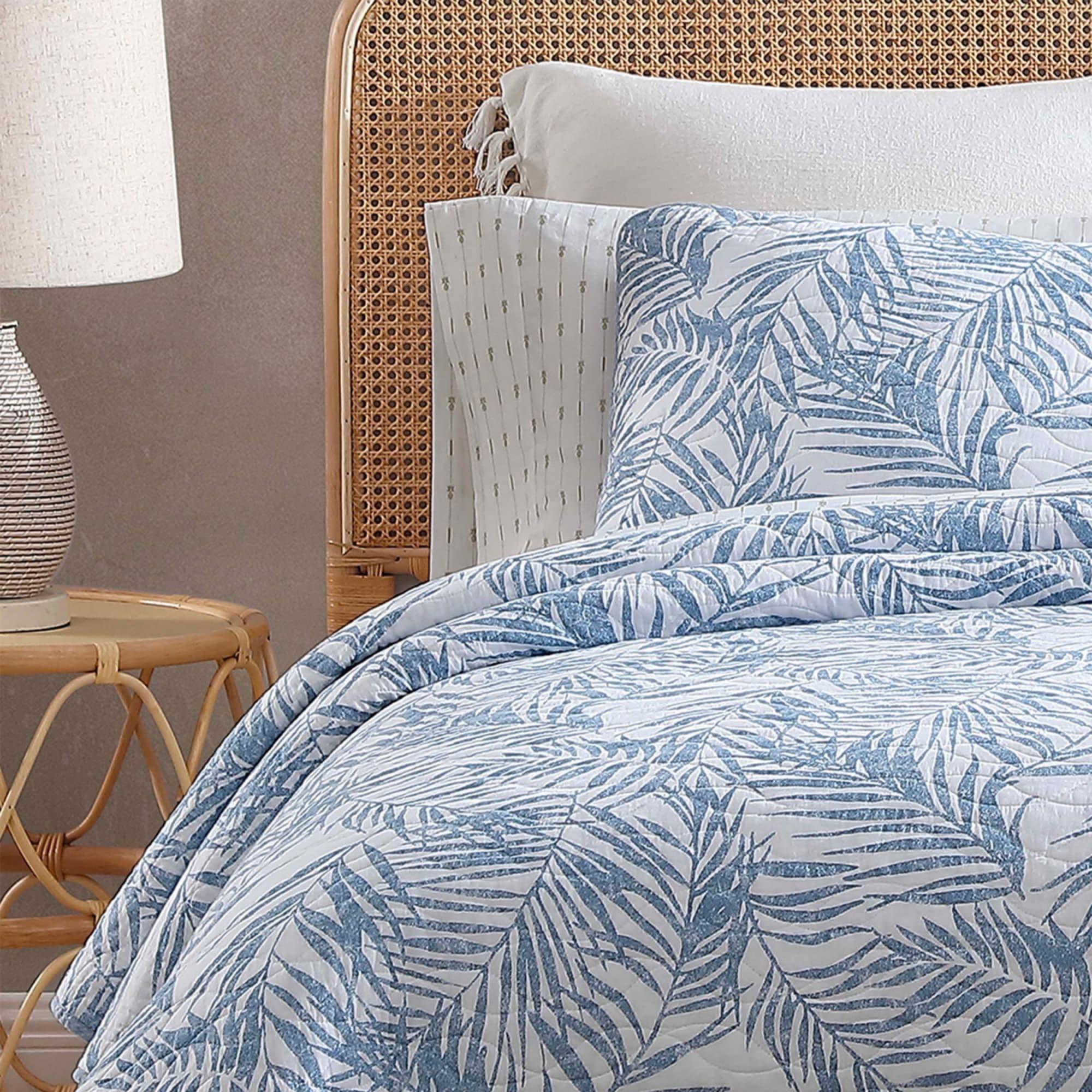 Tommy Bahama Palm Day Coverlet Set Queen Image 3
