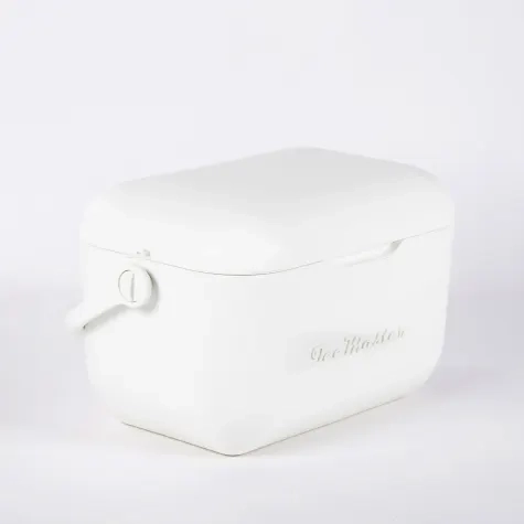 Ice Master Cooler Box with Handle and Strap 20L White Image 2