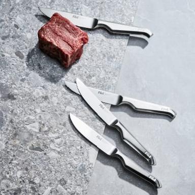 2024-03-18-Steak-knives-pill.jpeg