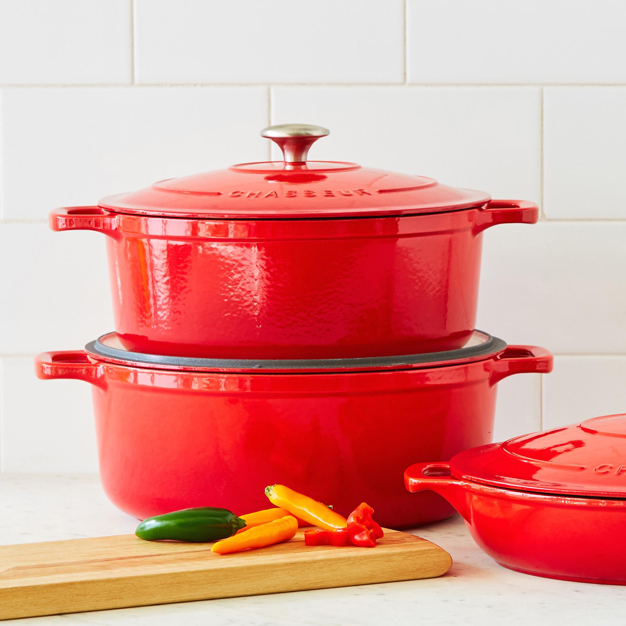 Chasseur Round French Oven 28cm - 6.1L Chilli Red Image 3
