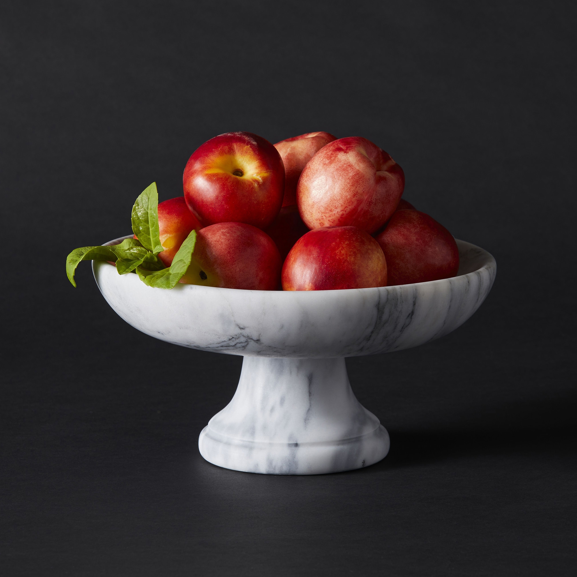 Davis & Waddell Fine Foods Nuvolo Marble Fruit Bowl 25cm Image 2