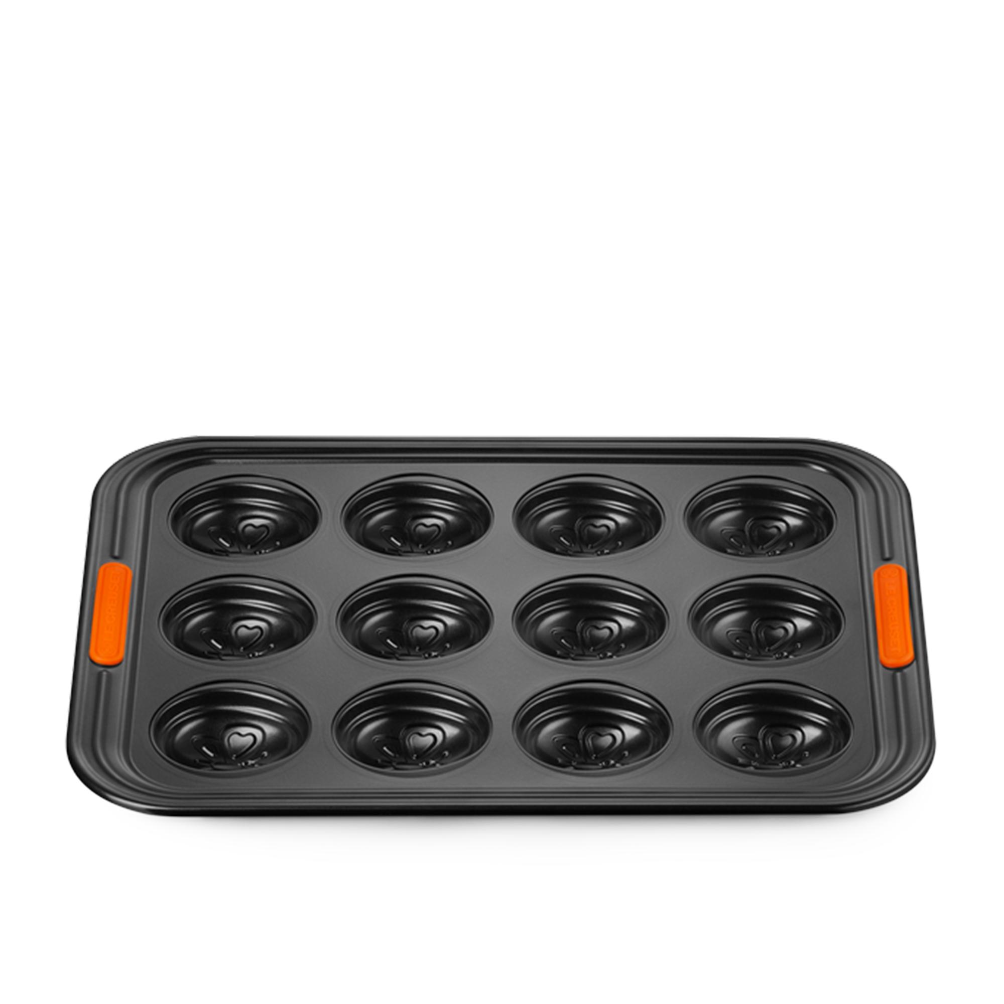 Le Creuset Toughened Non Stick Easter Egg Tray 12 Cup Image 4