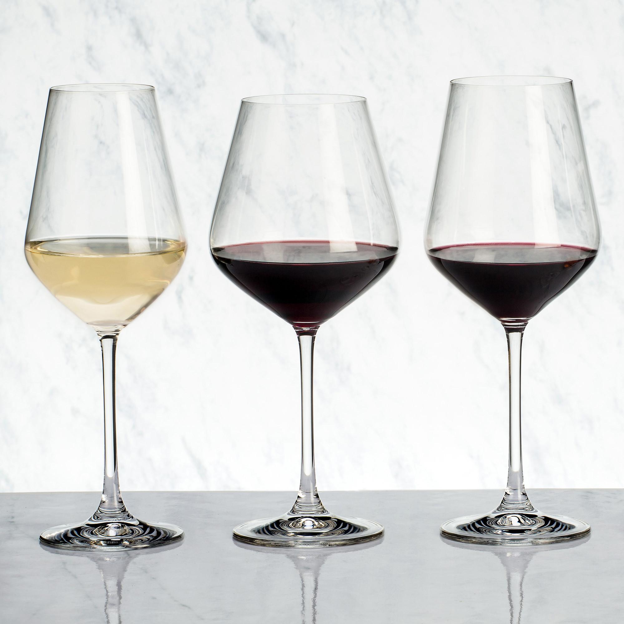 Le Creuset White Wine Glass 485ml Set of 4 Image 4