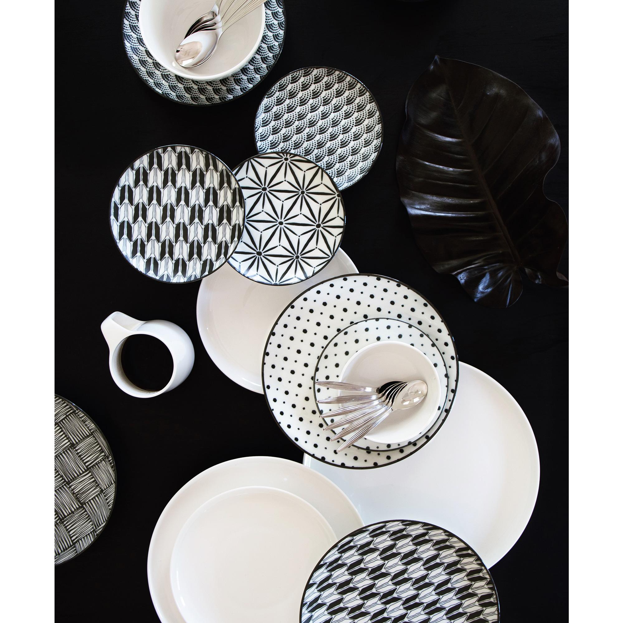 Japanese Collection Komon Porcelain Lunch Plate  Set of 5 Black Image 6