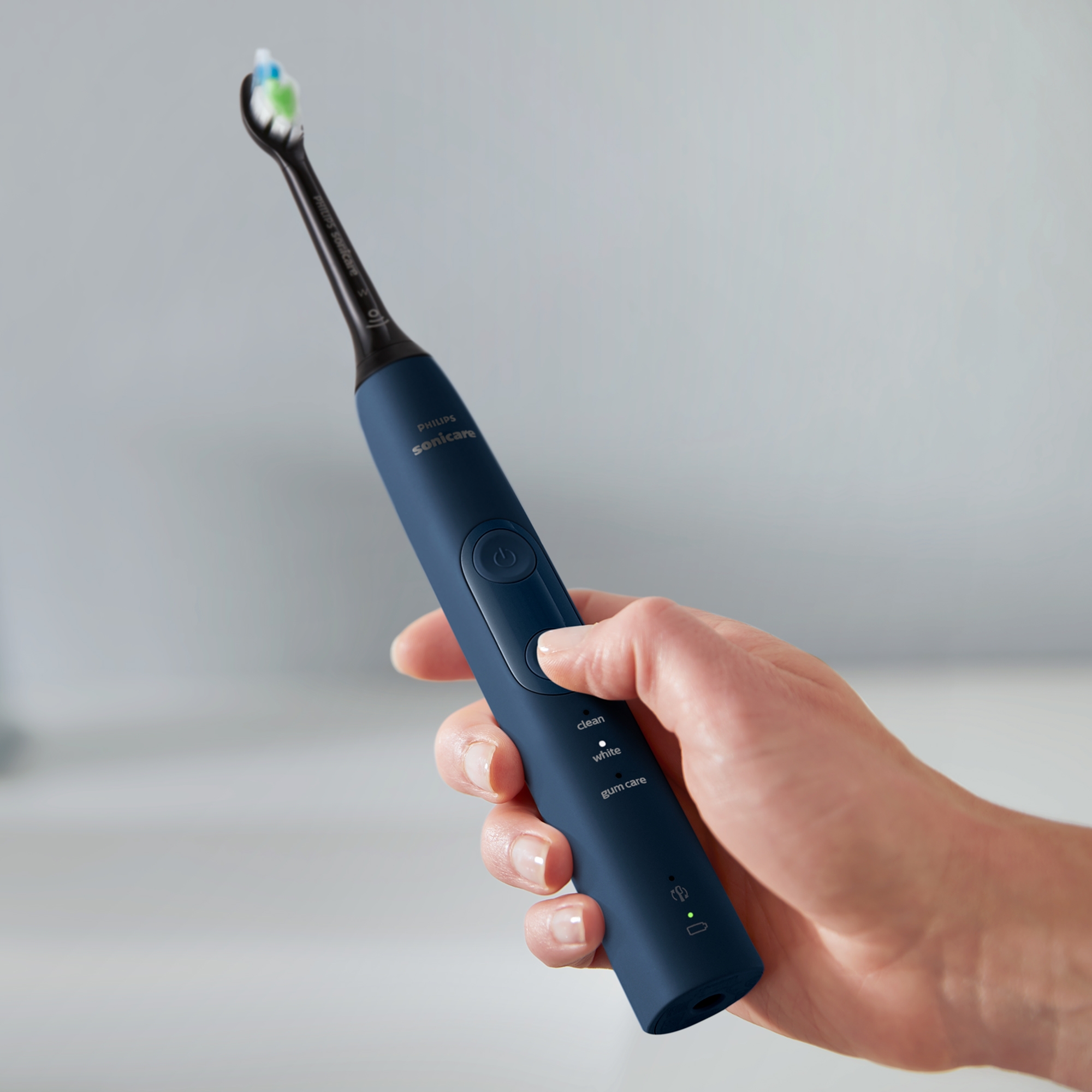 Philips Sonicare 5100 ProtectiveClean Whitening Electric Toothbrush Navy Image 2